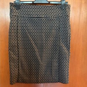 Margaret M Black and Gray Geometric Pencil Skirt